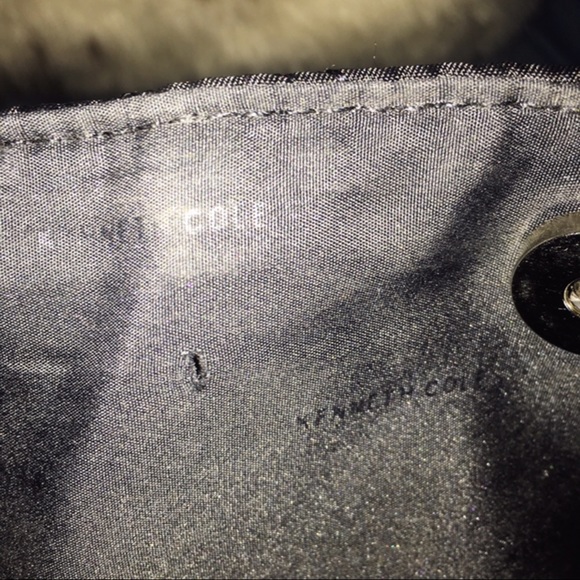 NWOT Reaction Kenneth Cole Quilted Shoulder Bag - Picture 5 of 5